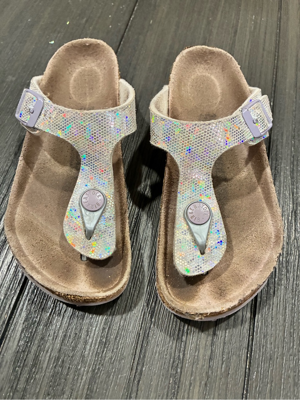Birkenstock Kids Gizeh Iridescent silver Sparkle T-Strap Sandals